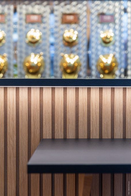 Meuble comptoir, Cafés Henri Sélestat Rénovation de la boutique Cafés Henri Strasbourg
